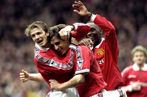 自豪地宣布 自豪地宣布