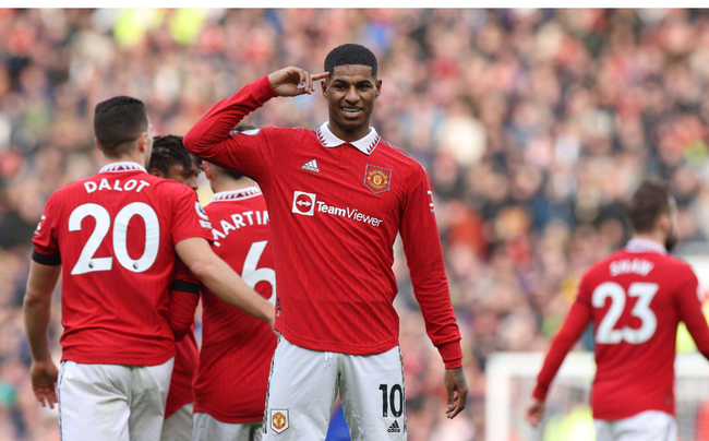 更是在防守 更是在防守